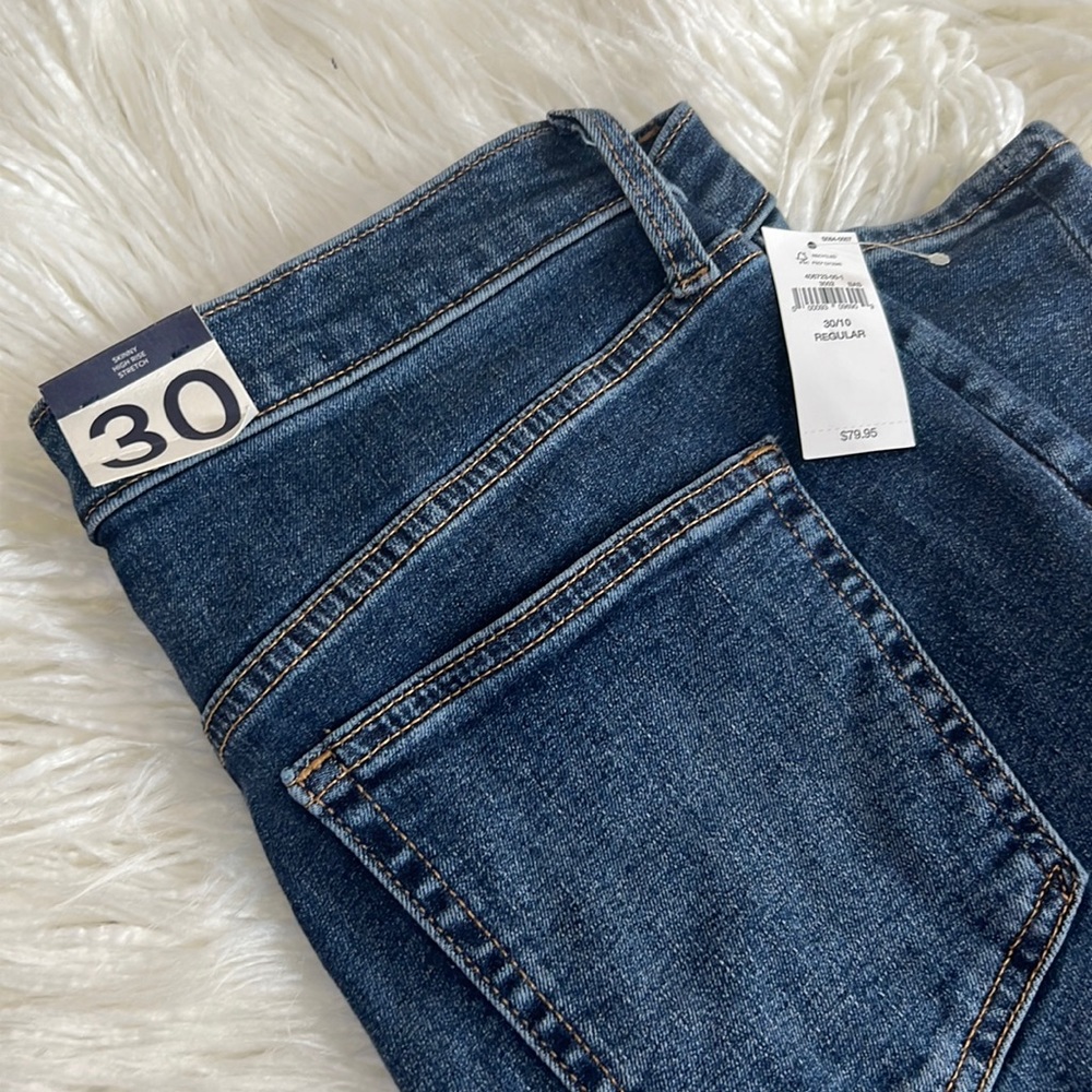 True Skinny High Rise Jeans - Picture 2 of 4